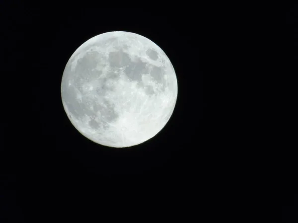 Una Straordinaria Fotografia Della Luna Piena Sulla Città Genova Notte — Foto Stock