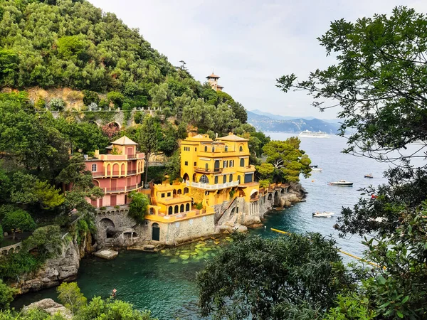 Ligurië Italië 2020 Close Van Grote Golven Die Breken Aan — Stockfoto