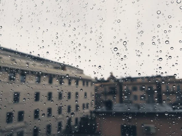 Schöne Fotografie Des Wassertropfens Über Dem Fenster Indoor Rundblick Auf — Stockfoto