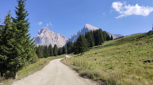 Val Gardena Italien 2020 Malerischer Alpiner Ort Mit Magischen Dolomitenbergen — Stockfoto