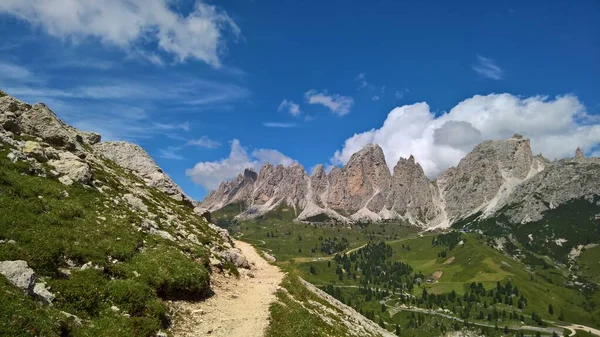 Val Gardena Itálie 2020 Scénická Alpská Krajina Kouzelnými Horami Dolomit — Stock fotografie