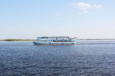 Nehirdeki Zevk Gemisi