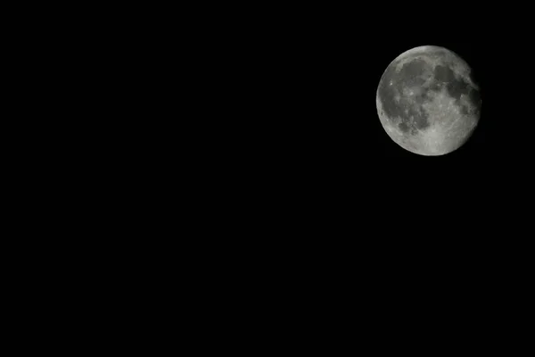 Lune Sur Fond Noir — Photo