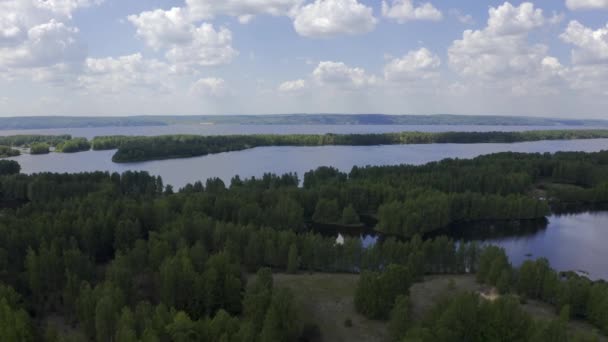 Islands on the Volga, aerial view — Stock Video