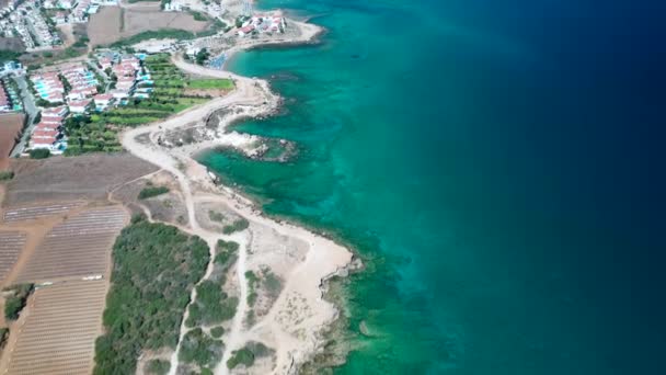 Wybrzeże Morza Śródziemnego, Cypr, widok z powietrza — Wideo stockowe
