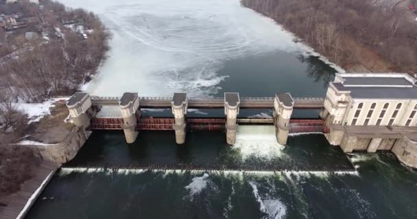 Presa del río, Rusia, vista aérea — Vídeos de Stock