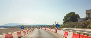 Aktio Yunanistan 'da otoyol trafik sinyalleri ileride dönüyor