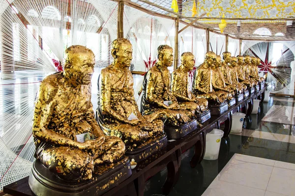 Mucha Estatua Del Monje Budista Tailandia — Foto de Stock