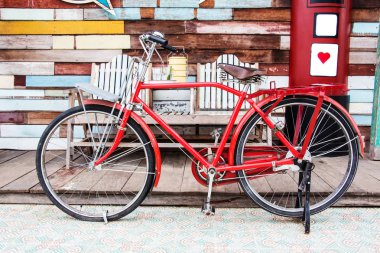 Kırmızı vintage bisiklet, seçici odak