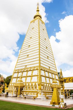 Tay tapınak. Wat Prathat Nong bua, Ubonratchathani Eyaleti, Thailans