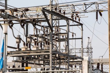 Elektrik yüksek gerilim trafo merkezi