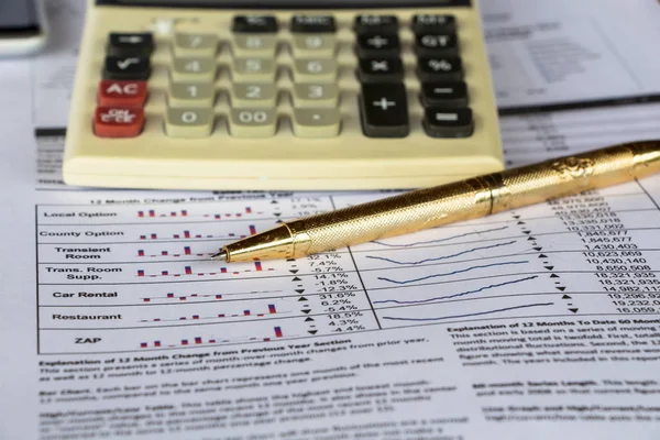 Presentazione Della Relazione Economica Finanziaria — Foto Stock