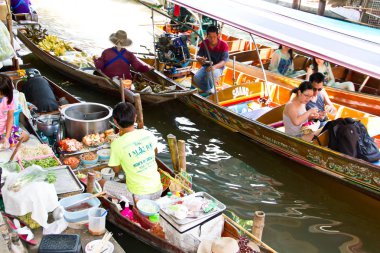 Damnoen Saduak ,Tayland-Nisan 5:Damnoen Saduak Yüzer Pazar 