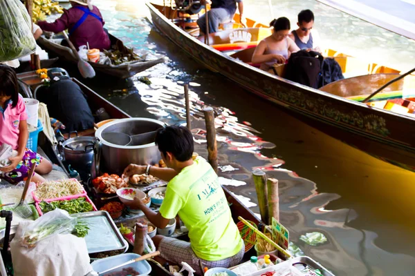 Damnoen Saduak Tailandia Abril Damnoen Saduak Floating Market — Foto de Stock