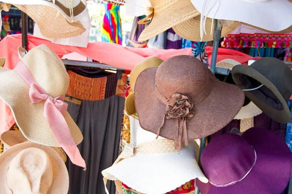 Hats Damnoen Saduak Floating Market Thailand — Stock Photo, Image