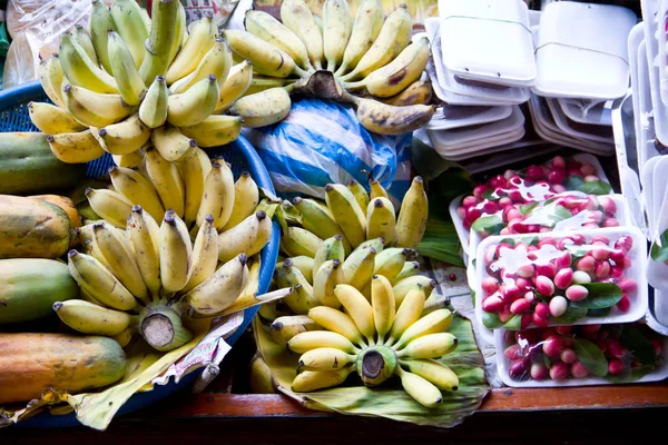 Exotic Fruits Sale Damnoen Saduak Floating Market — Stock Photo, Image