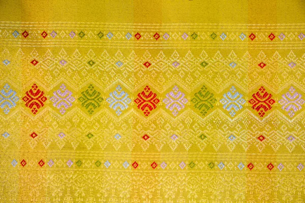 传统的泰式风格的织物上的图案艺术 — 图库照片