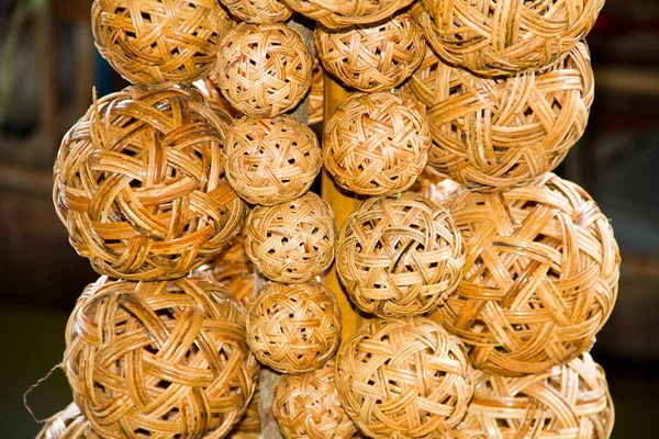 Brown Handmade Wicker Wooden Balls — Stock Photo, Image