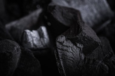 Endüstriyel kömürlerin yapısı, siyah arka plan