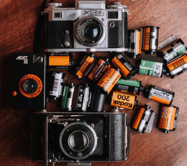 film rulo ile analog vintage kameralar