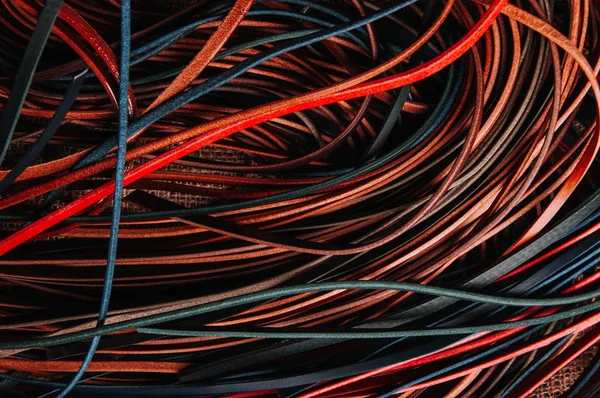 renkli deri deniz mili, deri kalıntıları 