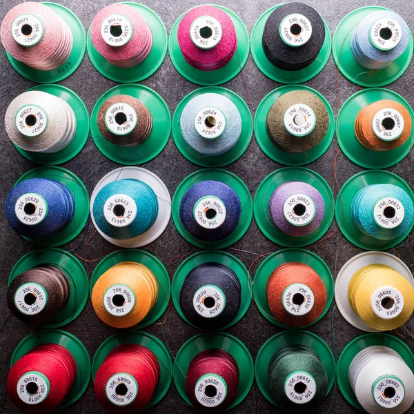 Colorful Bobbins Threads Top View Square Image — Stock Photo, Image