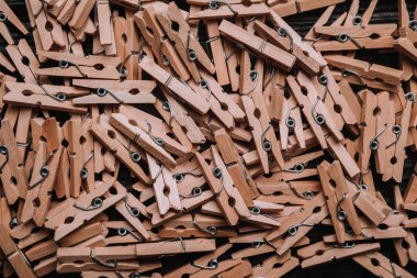 birçok bahar ahşap clothespins yazın