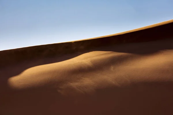 Woestijn Sahara Met Mooie Lijnen Kleuren Bij Zonsopgang Merzouga Marokko — Stockfoto