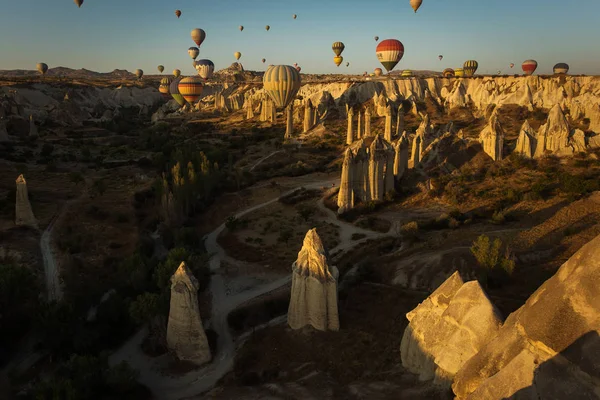 Bekijk Boven Cappadocië Valleien Met Ballonnen Turkije — Stockfoto