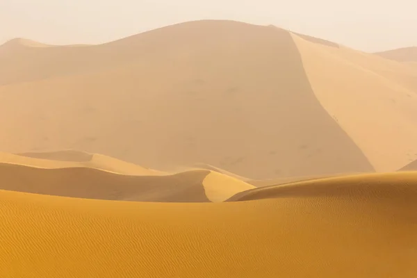 Woestijn Sahara Met Mooie Lijnen Kleuren Bij Zonsopgang Merzouga Marokko — Stockfoto