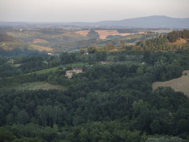 2018 Temmuz 15, San Gimignano şehri, Toskana, çok turistik ve ünlü bir yer