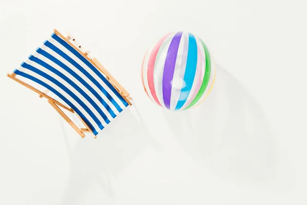 Top View Striped Beach Chair Inflatable Ball Isolated White — Stock Photo, Image