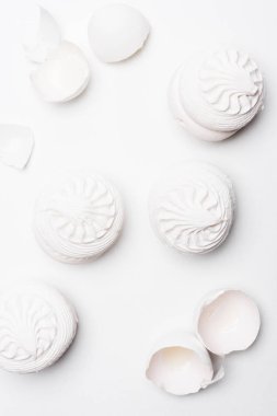 lezzetli zefir üstten görünüm beyaz yüzeyi