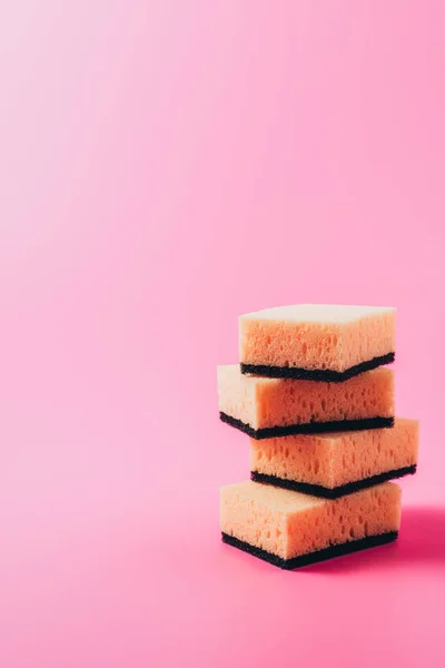 Close View Stack Washing Sponges Pink Background — Free Stock Photo