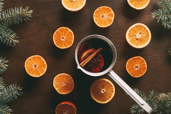 Top View Hot Mulled Wine Saucepan Wooden Background Fresh Oranges — Stock Photo, Image