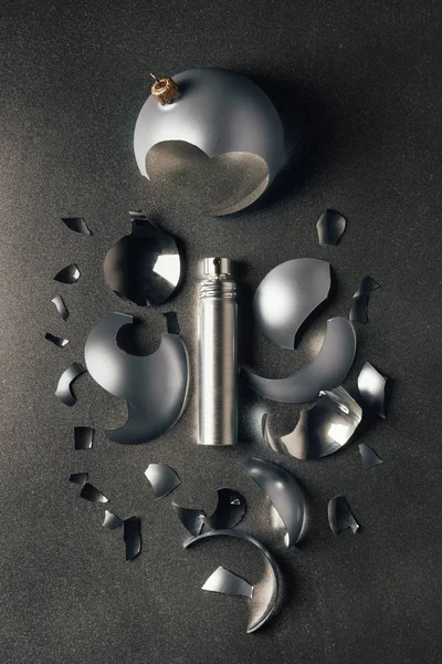 Top View Perfume Broken Silver Christmas Bauble Grey — Stock Photo, Image