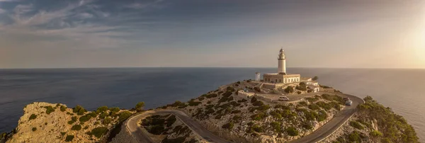 Panoráma Egy Világítótoronyból Mallorcán Napkeltekor Cap Formentor — Stock Fotó