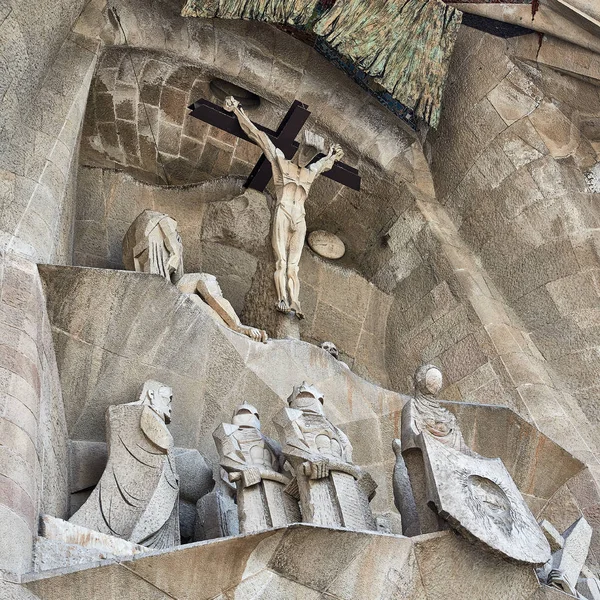 Barcelona, İspanya - Eylül 05. 2018: tutku cephe Barcelona, İspanya Sagrada Familia üzerinde 05 Eylül 2018. Bu etkileyici Katedrali Aslında tarafından tasarlanmıştır Antoni Gaudi hala 1882 yılından bu yana inşa