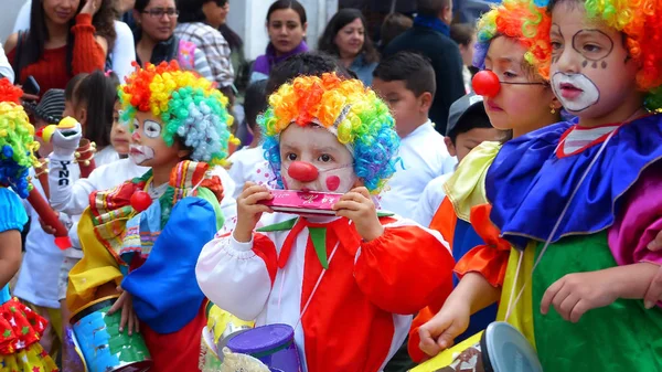 Cuenca Ecuador November 2018 Konstituerande Procession Parade International Puppet Festival — Stockfoto
