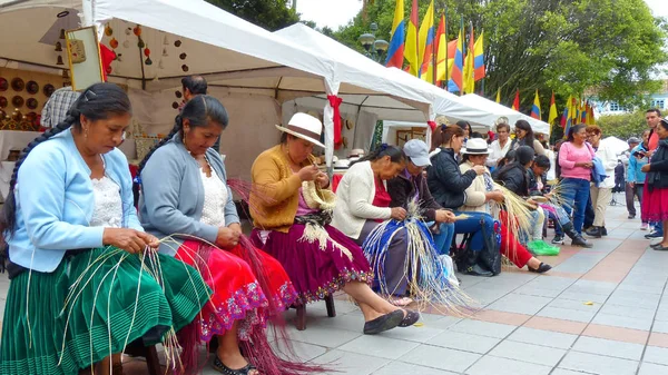 Cuenca Ecuador March 2019 Women Traditional Dresses Azuay Province Demonstrate — Stock Photo, Image