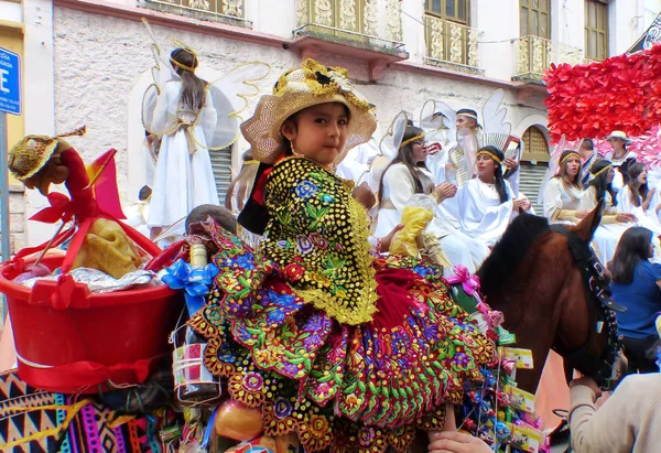 Cuenca Ecuador Dezember 2018 Weihnachtsparade Paseo Del Nino Viajero Fahrendes — Stockfoto