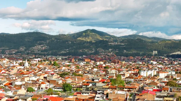 Vista Panorámica Ciudad Cuenca Valle Con Vista Montaña Boca Pez — Foto de Stock