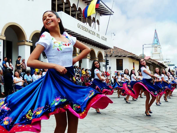 Cuenca Equador Novembro 2019 Desfile Tradicional Dia Independência Cuenca Mulheres — Fotografia de Stock