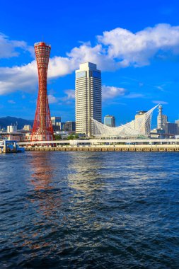 Manzarası ve Kobe bağlantı noktası kule Kansai, Kobe Osaka, Japonya