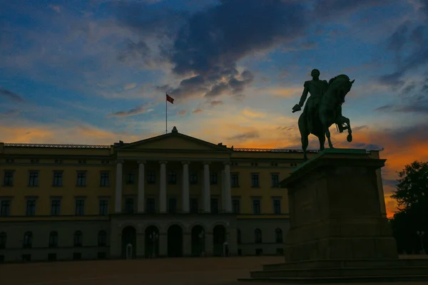 Palacio Real Oslo Noruega —  Fotos de Stock