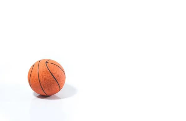 Невеликий Баскетбол Дітей Або Домашня Тварина Ізольованому Білому Тлі Єкт — стокове фото