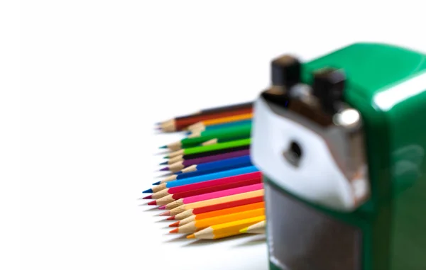 Máquina afiladora de lápiz en blanco aislado — Foto de Stock