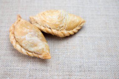 Masada kopya alanı ile Curry Puff