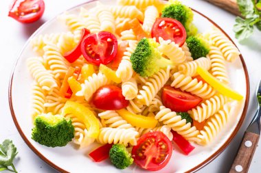 Vejetaryen Makarna Düdük makarna. 