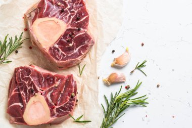 Ham sığır eti biftek osso bucco.